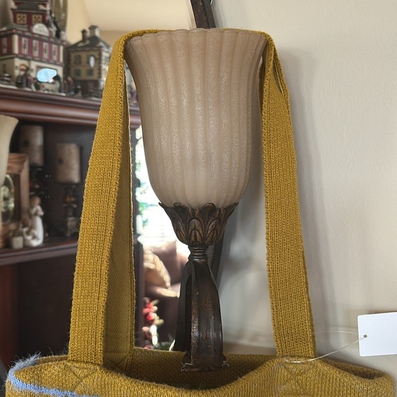 NWT Urban Outfitters Ellie Icon Knit Tote Chartreuse Spider Web Shoulder Bag - Picture 3 of 16